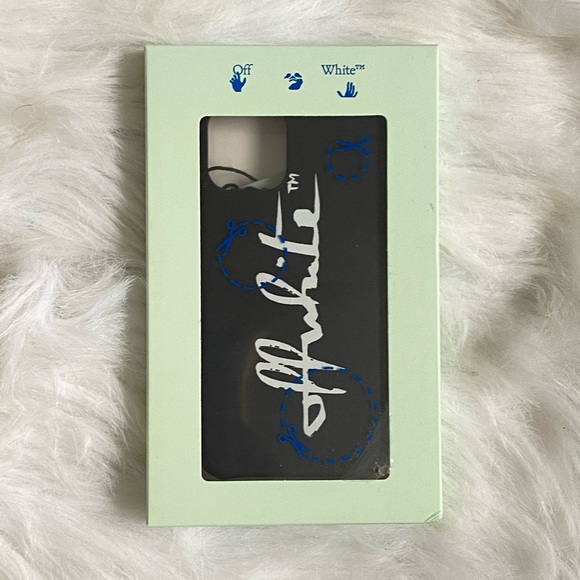 OFF-WHITE BLACK LOGO iPHONE 11 PRO CASE - Picture 8 of 9